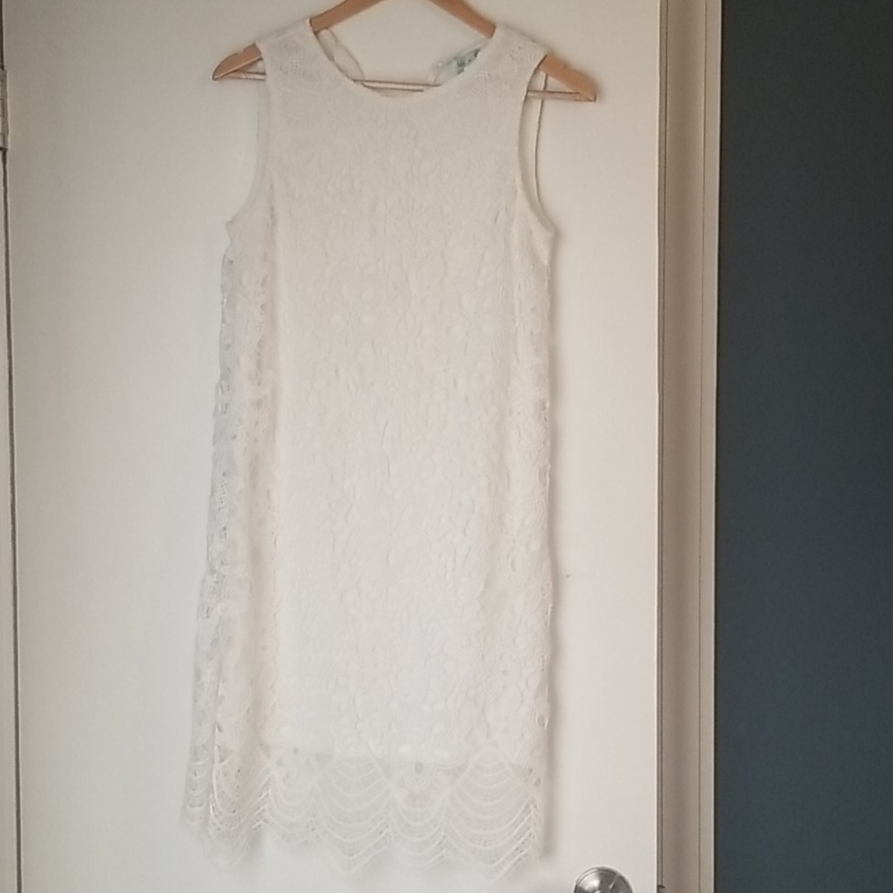 Short white lace dress